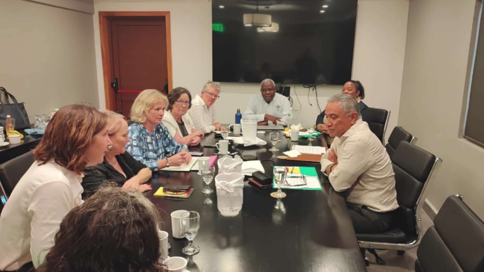 UK Parliamentary Delegation Discusses Key Issues with Belize Officials