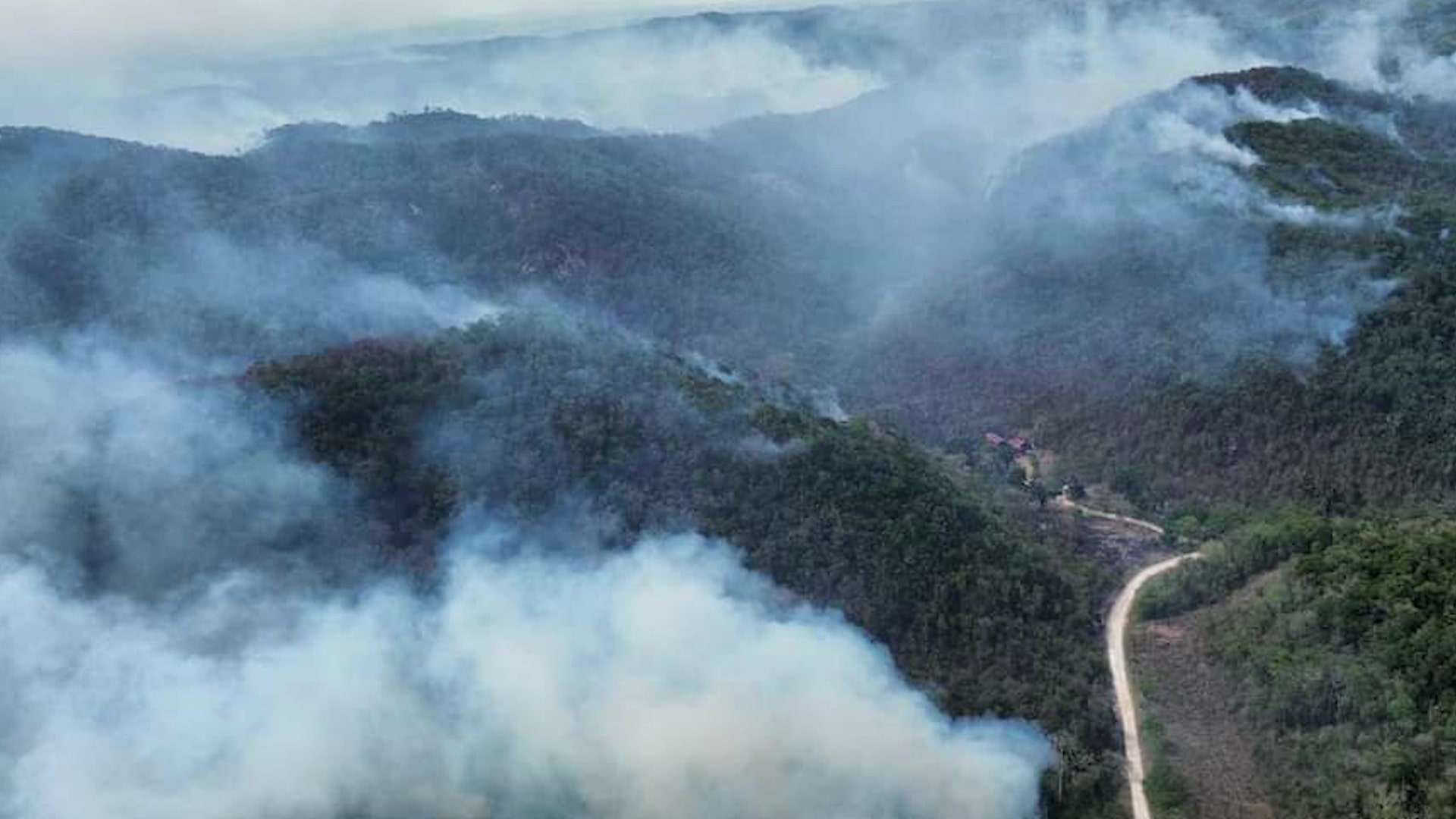 Benque Viejo Residents Battle Blazes: Fires Threaten Homes and Infrastructure