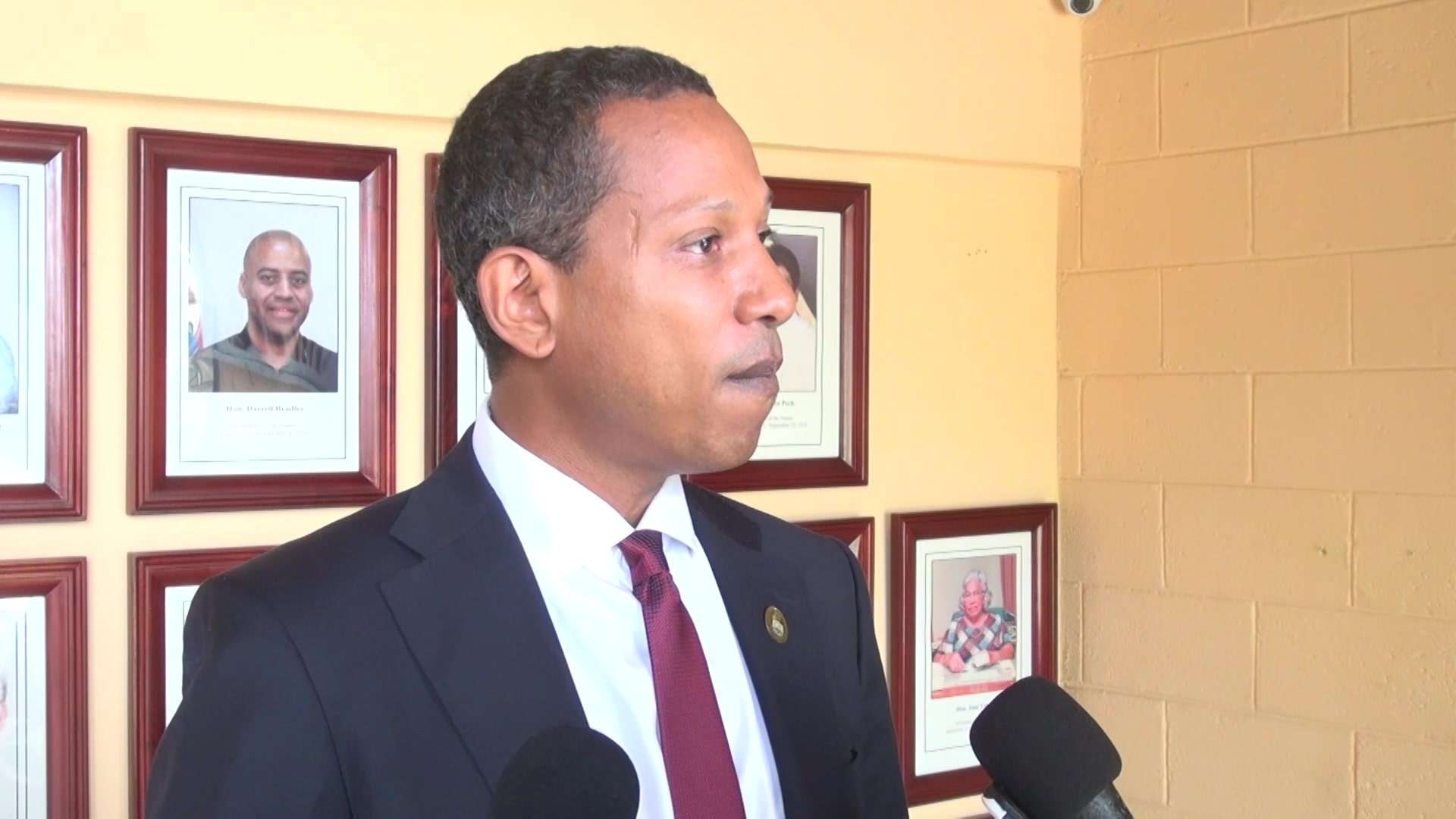 Opposition Leader Boycotts House Meeting, Citing Lack of Adequate Notice