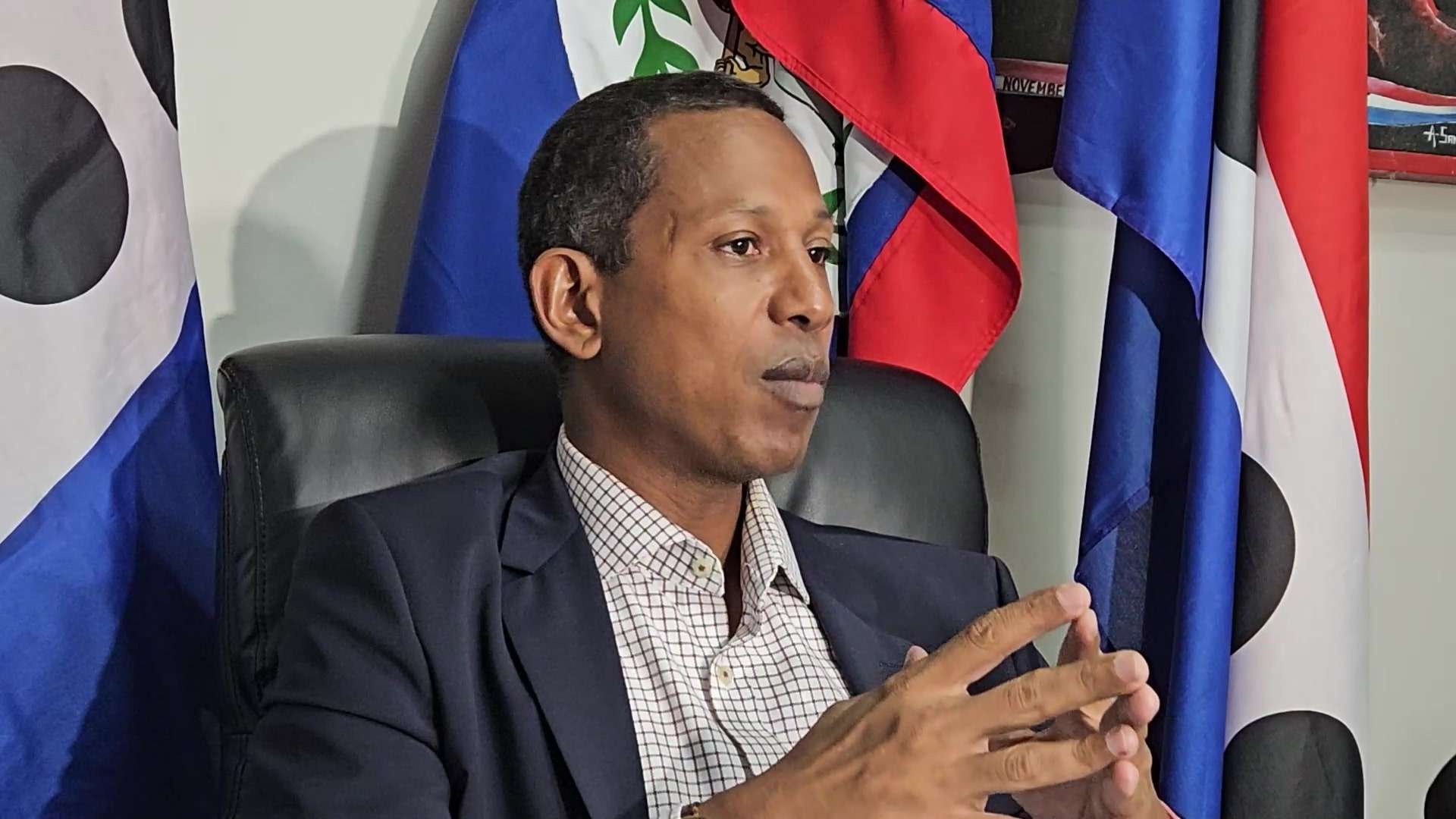 Opposition Leader Barrow Disputes Police Commissioner’s Views on Crime and Music
