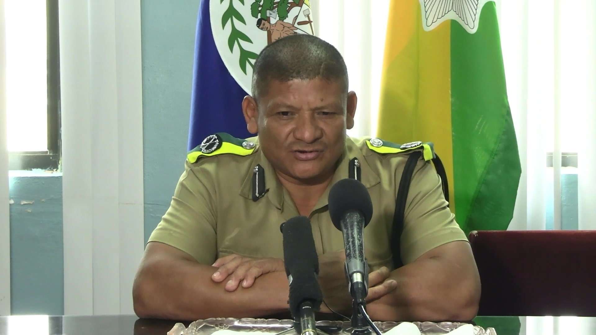 Shootout in Tea Kettle Village: Police Respond to Armed Attack