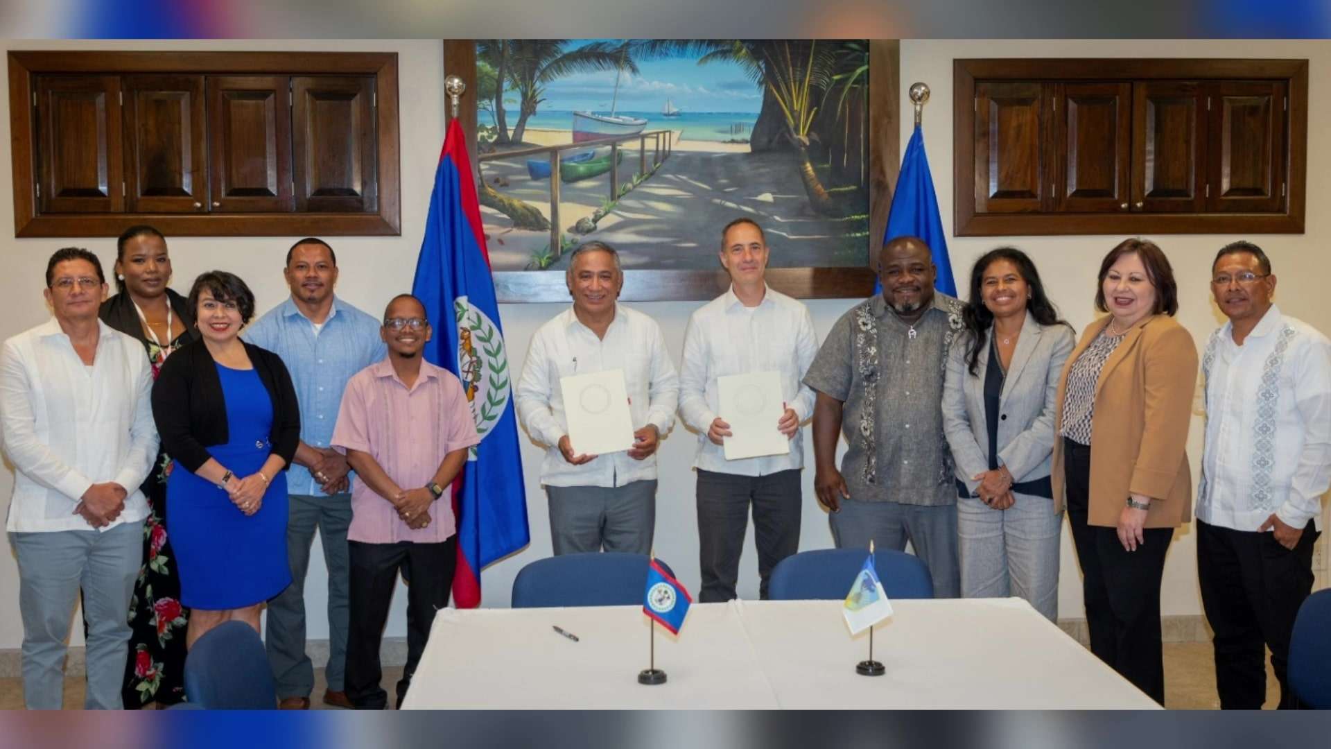 IDB and Government Sign $10M Loan for Healthcare and Urban Development