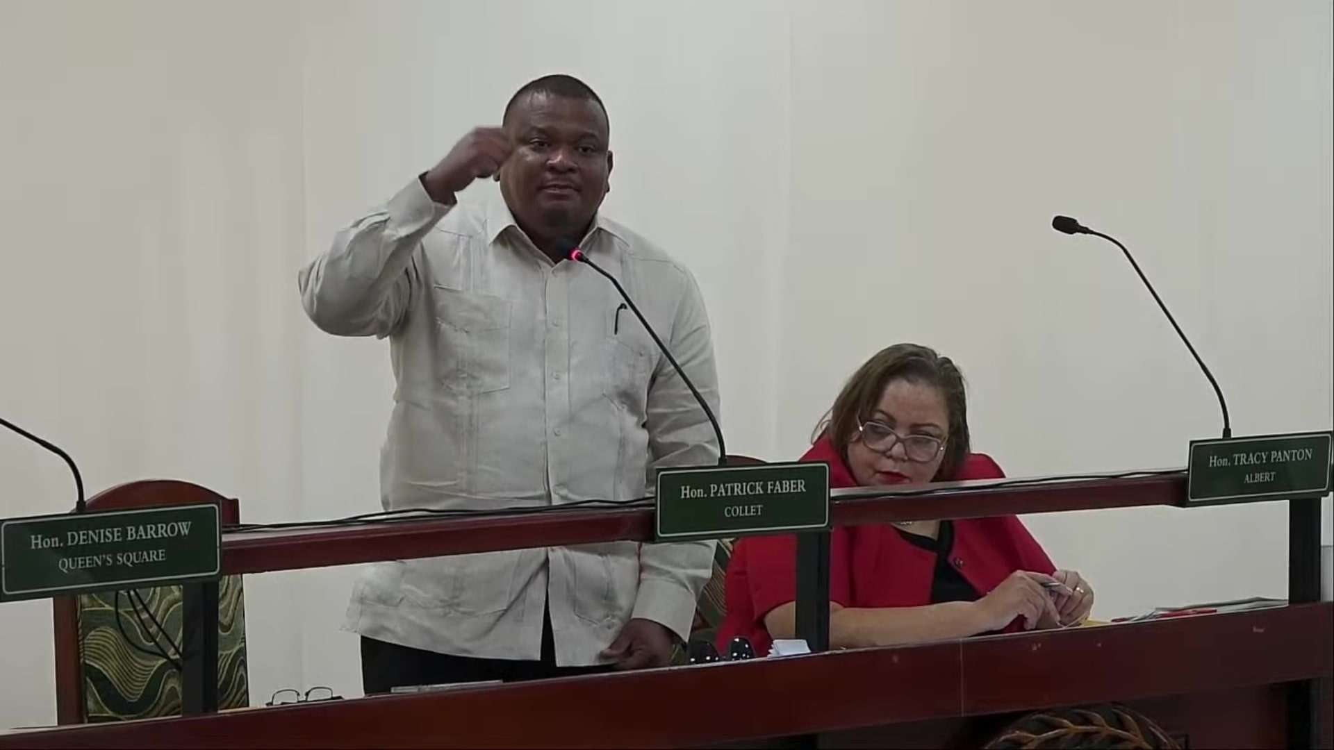 UDP Internal Tensions Displayed in House Seating Arrangement