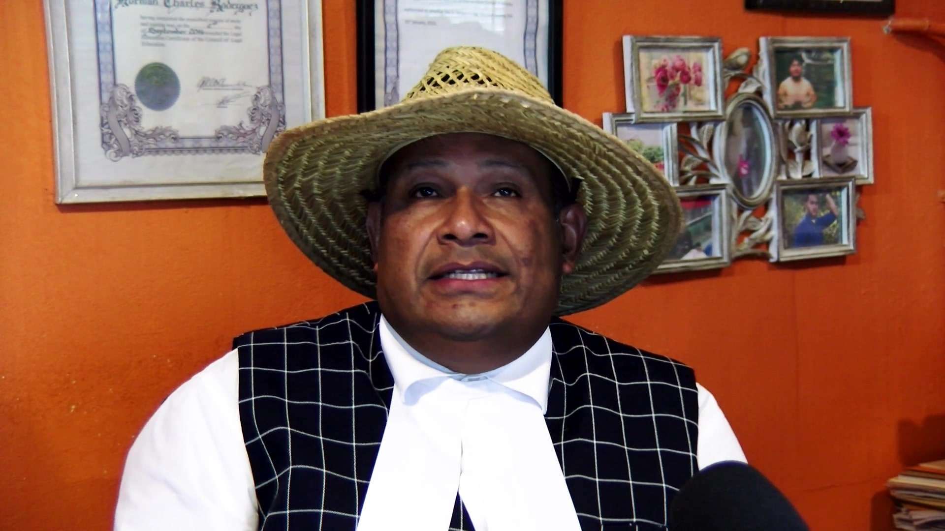 Jamaican Man Injured in Attempted Escape from Immigration Detention