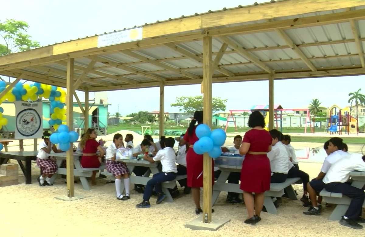 Rotary Club Donates New Outdoor Dining Shed to Buttonwood Bay Nazarene Primary