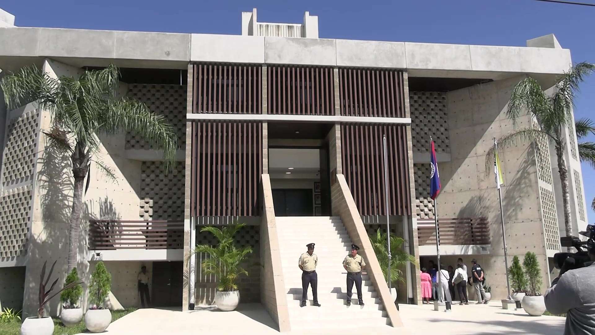Sparse Turnout as Expected Protest Fails to Materialize