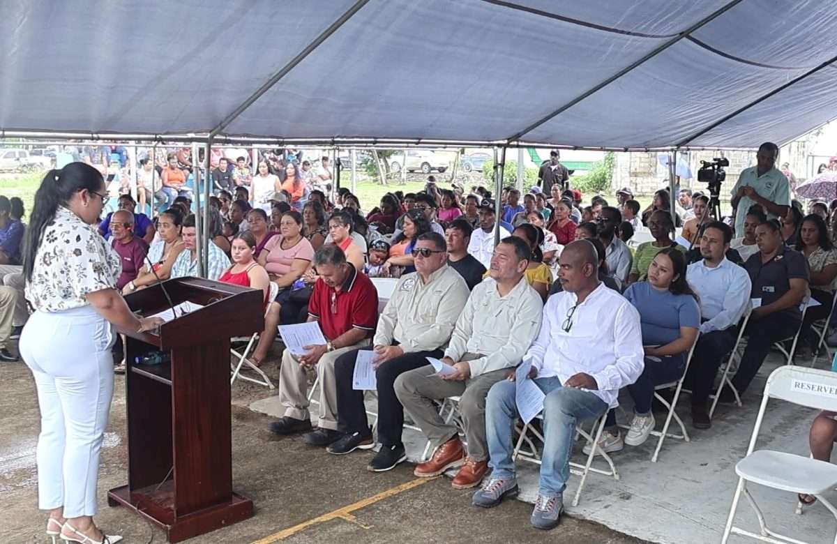 343 Land Titles Handed Over in St. Matthew’s and Frank’s Eddy